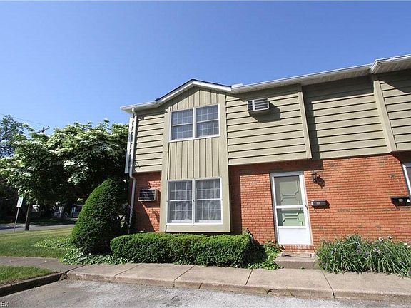 4th image of 286 Mentor Ave APT 5