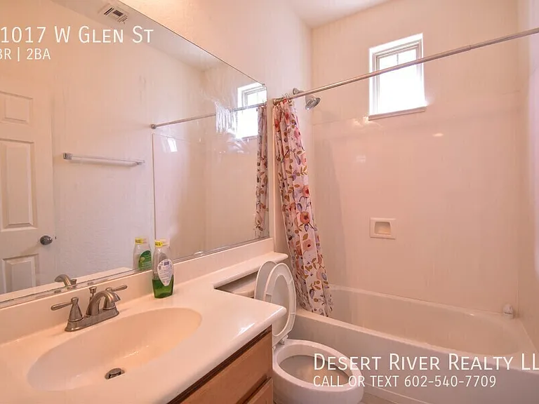 21017 W Glen St — Photo 3