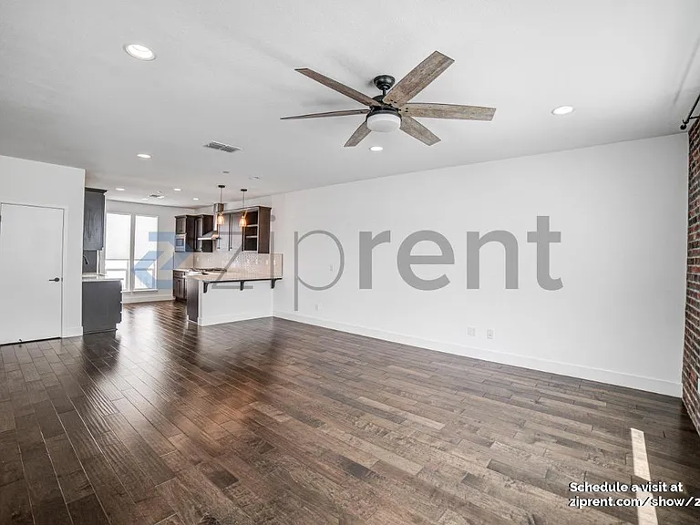 1010 Vanilla Bean Ln — Photo 4
