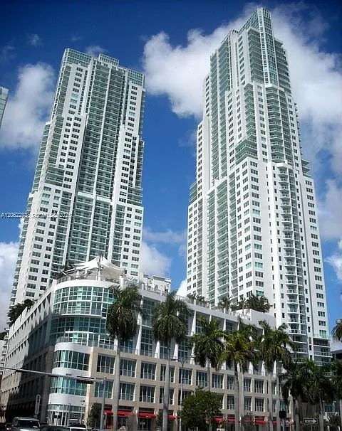 244 Biscayne Blvd #303