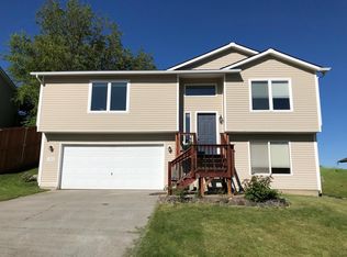 1916 NW Canyon View Dr, Pullman, WA 99163