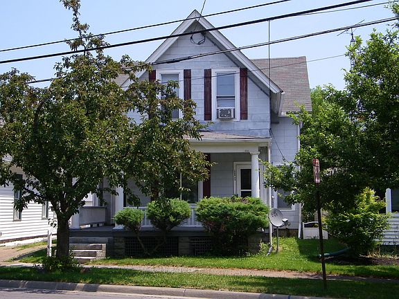 2nd image of 1436 Campbell St