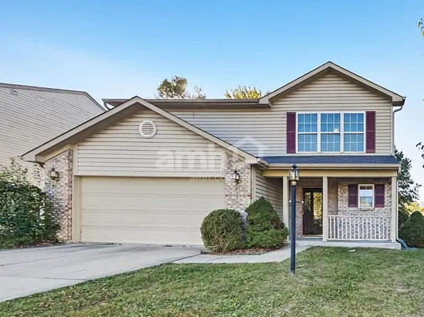 12132 Roundtree Rd, Fishers, IN 46037