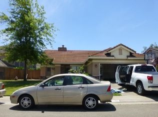 9460 Lockeridge Way, Sacramento, CA 95829