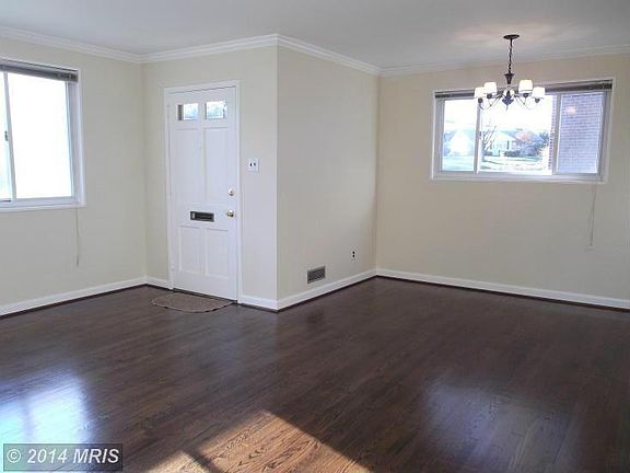 2nd image of 2204 Stanley Ave