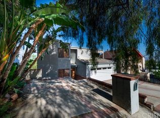 5283 Calatrana Dr, Woodland Hills, CA 91364