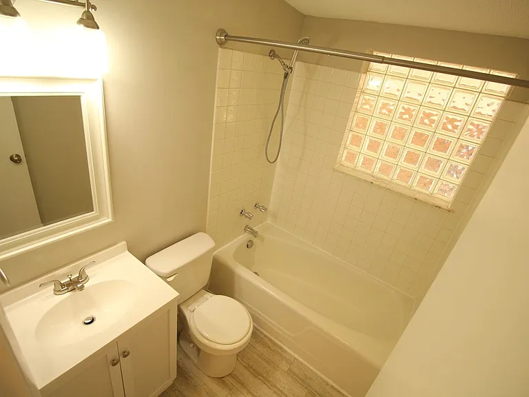 515 Bashford Rd — Photo 13