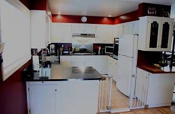 downstrs kitchen