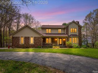 1485 Houghton Trl, Ortonville, MI 48462