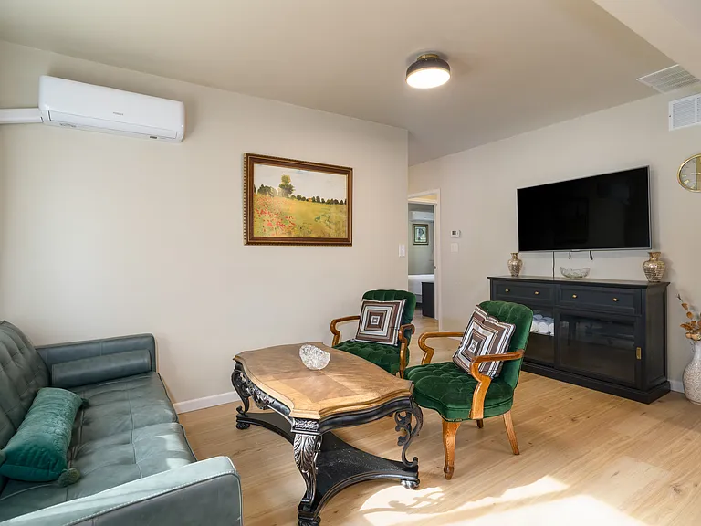 3601 Landau Ave NE — Photo 10