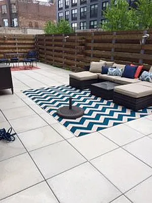 Rented by Domain Companies | media 18