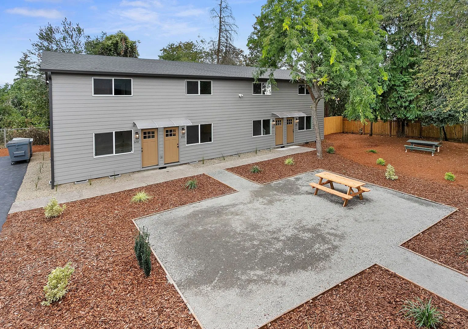 Powell Place — Photo 3