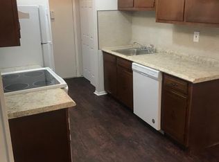 3 Pine Cluster Cir UNIT E, Manalapan, NJ 07726