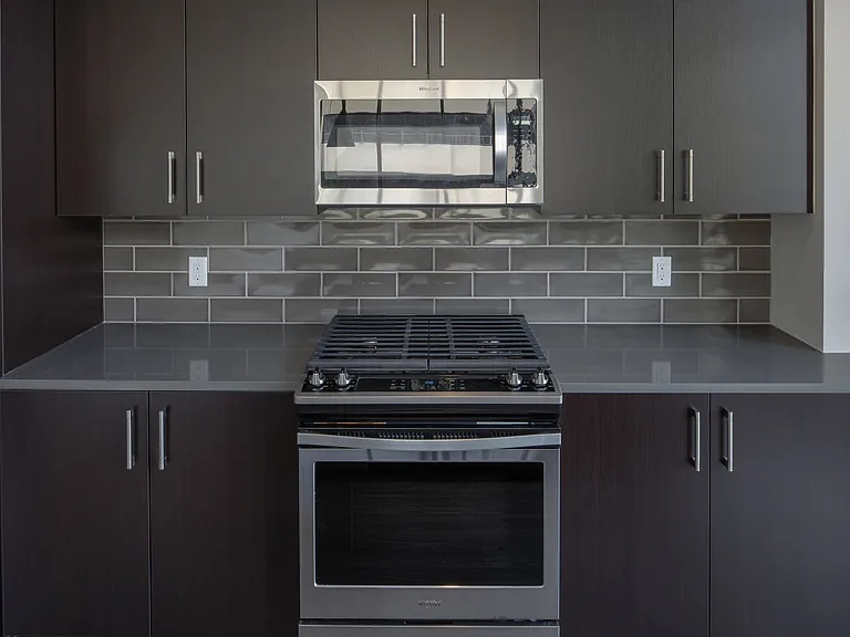 AMLI Lenox — Photo 33