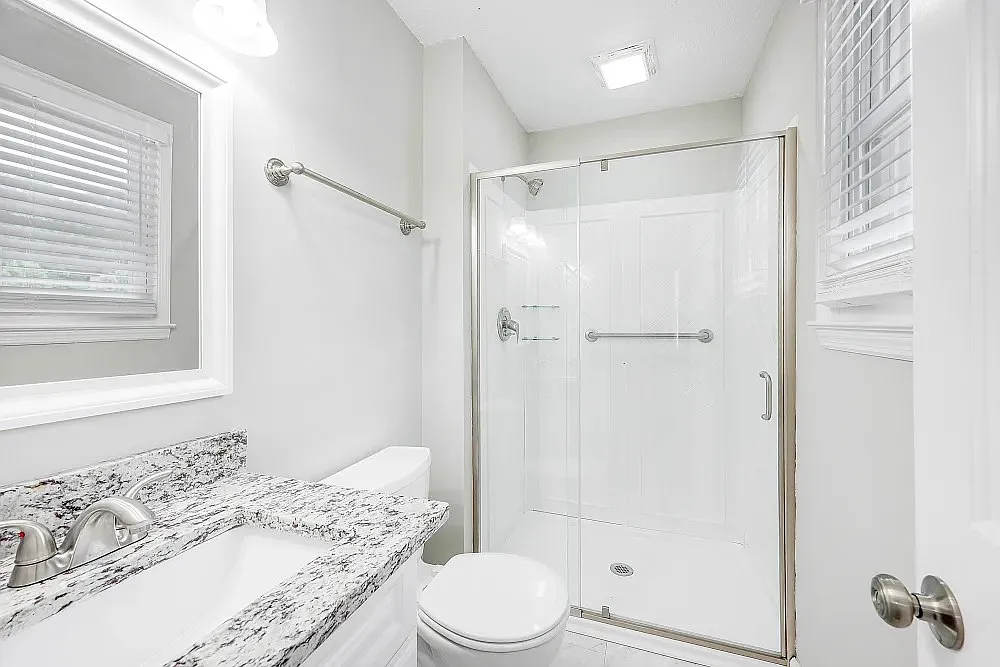 3 bed, 2064 sqft, $1,370 — Photo 4