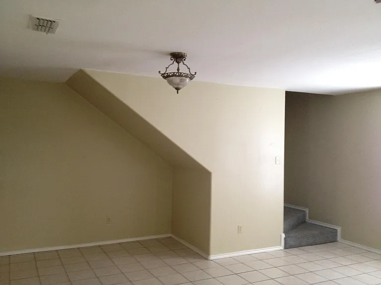 908 W Cherokee Ave — Photo 5