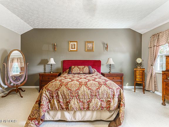 5th image of 10001 Meadow Vista Cir