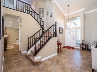 527 S Eveningsong Ln, Anaheim, CA 92808