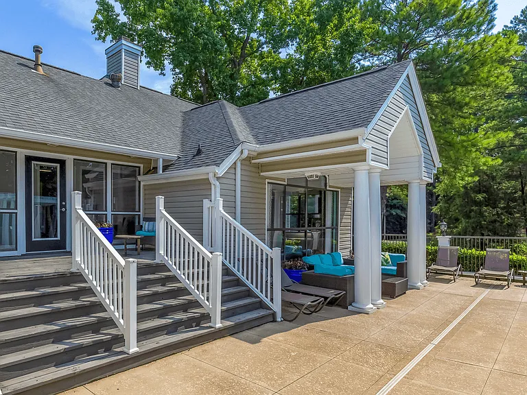 7916 Harris Hill Ln — Photo 14