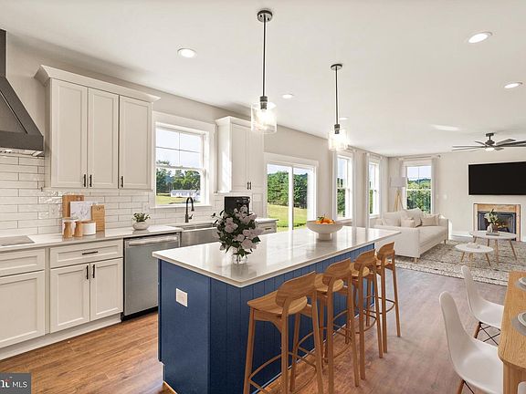 2nd image of 4825 Stonefield Ln