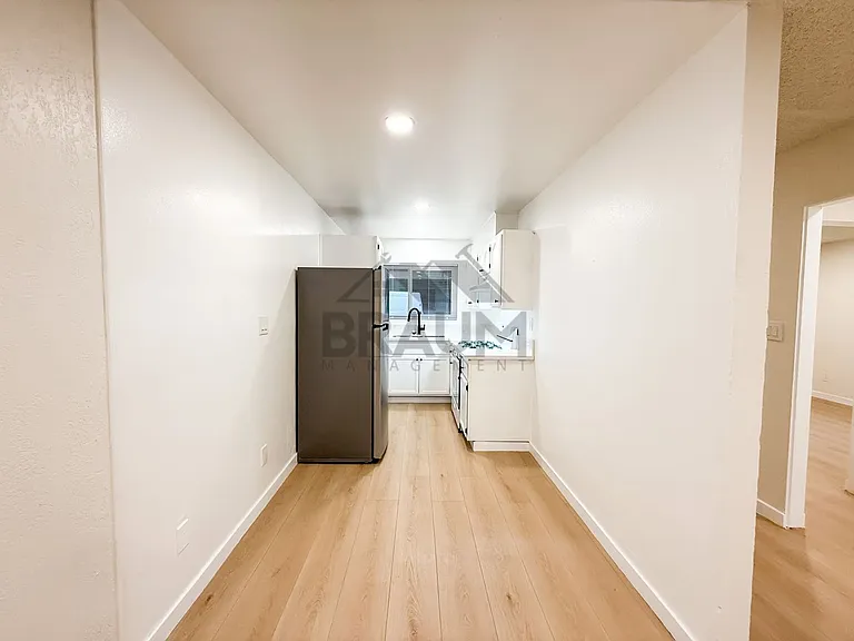4636 LAUREL CANYON, LLC — Photo 6