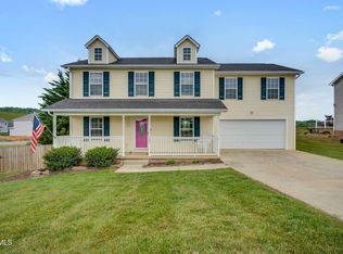 2201 Fox Meadows Cir, Bluff City, TN 37618