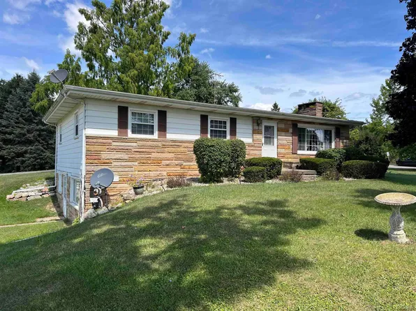 4790 W Cadmus Rd, Adrian, MI 49221