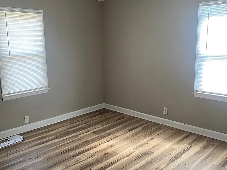 313B Lawn St #313B — Photo 3