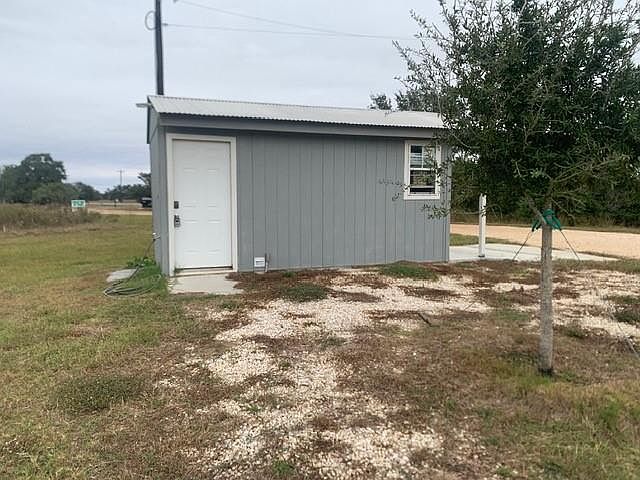 1st image of 3570 Fm 822