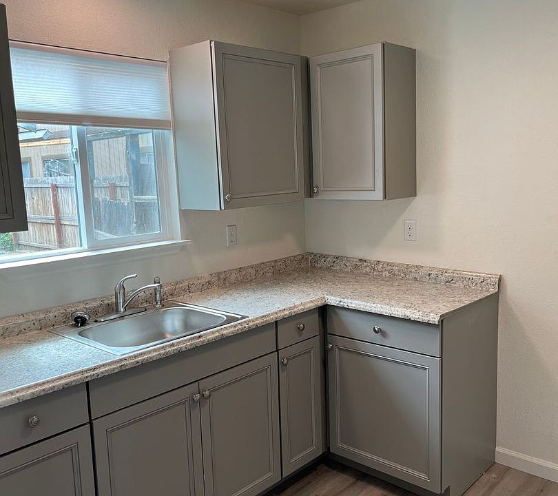 N St 4Plex 408 N St Merced, CA Zillow Apartments for Rent in Merced