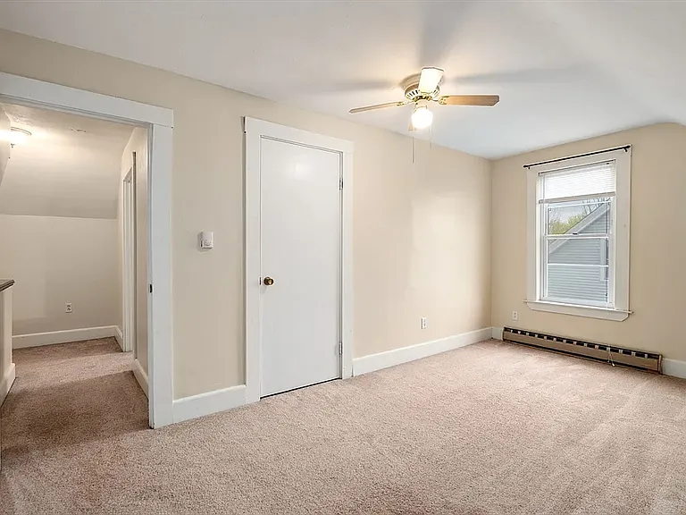 Upstairs bedroom 3