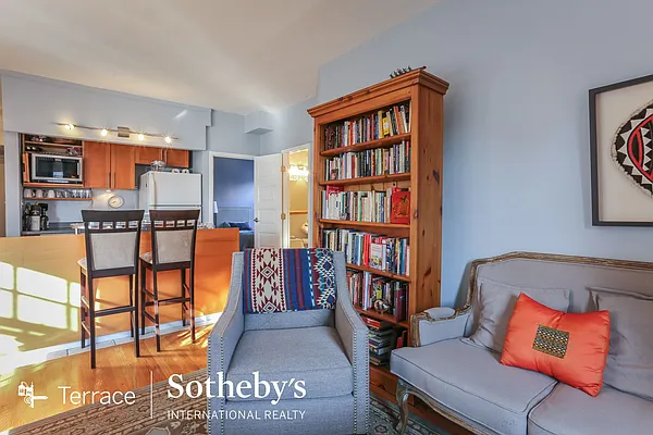 Sold by Terrace Sotheby's International Realty | media 25