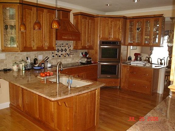 3rd image of 19113 Artesian Ct