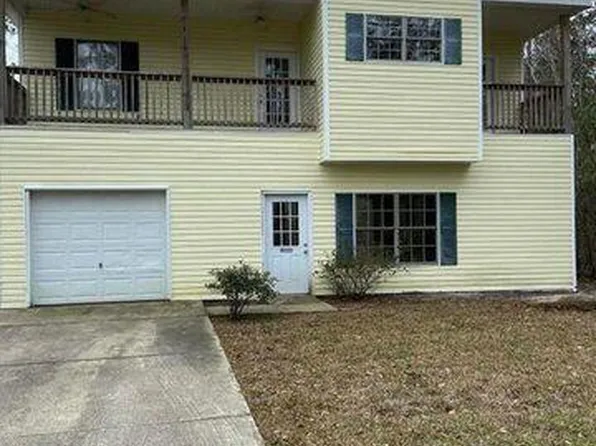 4111 7th St, Bay Saint Louis, MS 39520