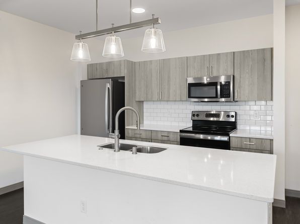 2420 E Capitol Dr #66DEA7B9F