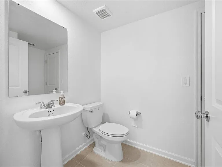 3064 Chromatic St — Photo 8