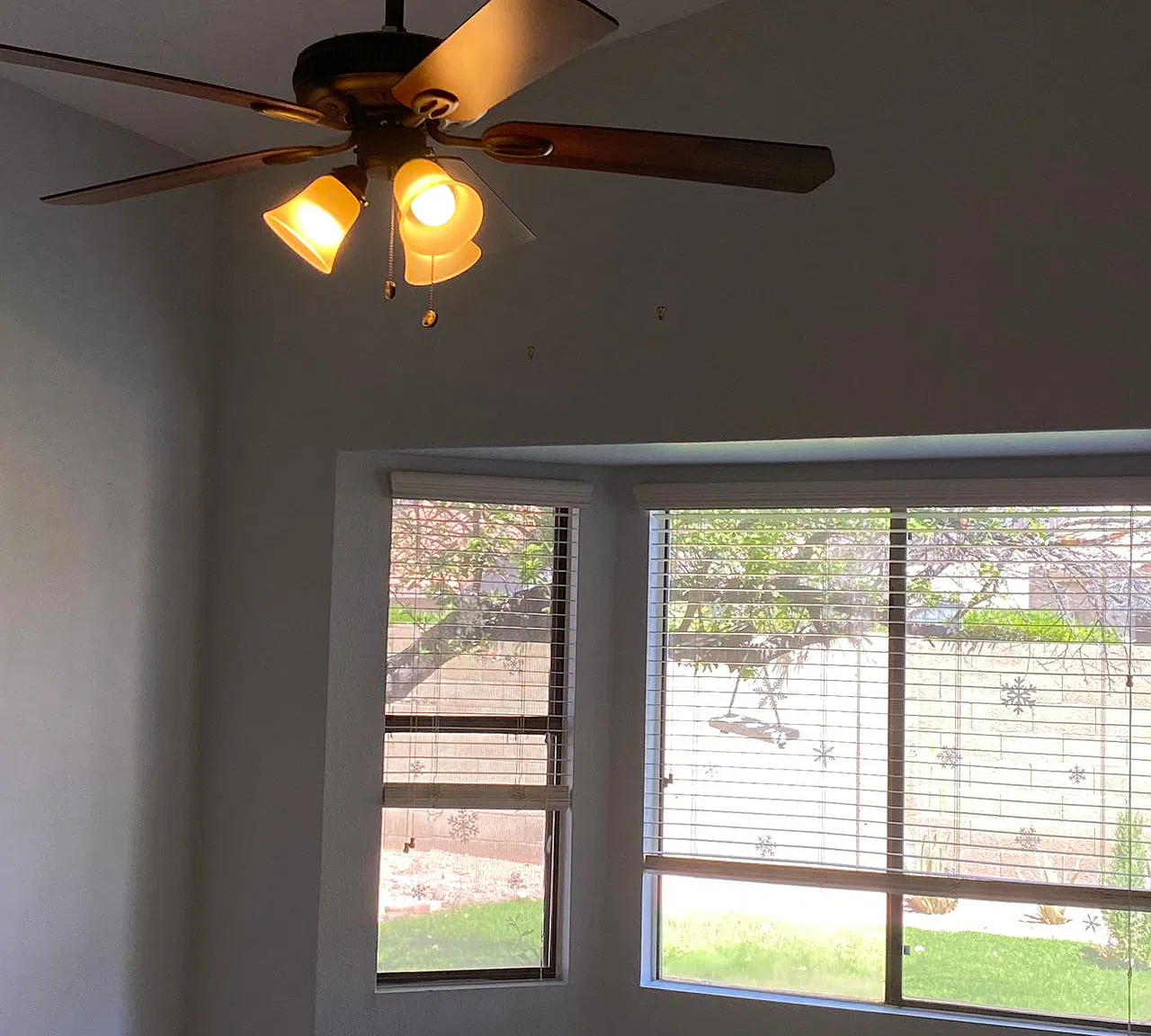 3 bed, 1818 sqft, $2,100 — Photo 4