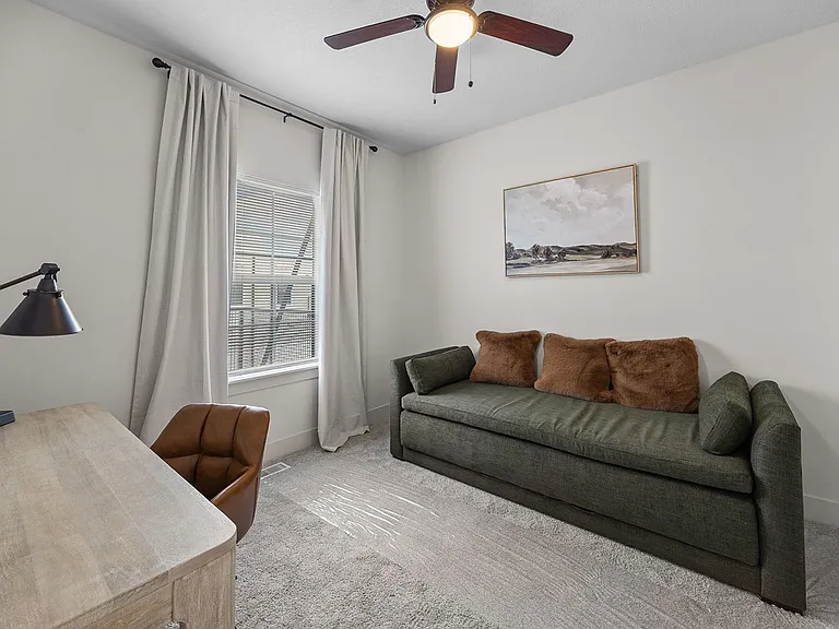 West Heights- BLGD 7 — Photo 29