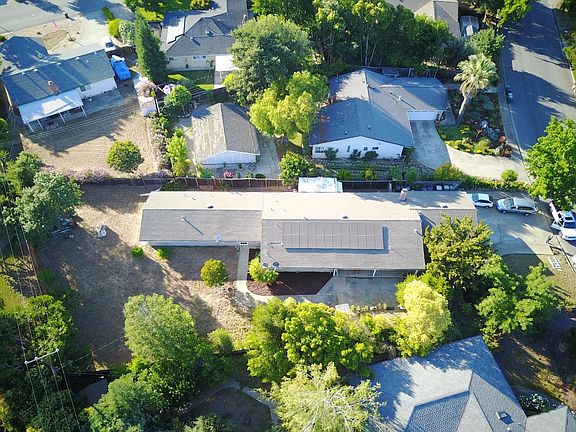 3rd image of 15475 La Alameda Dr