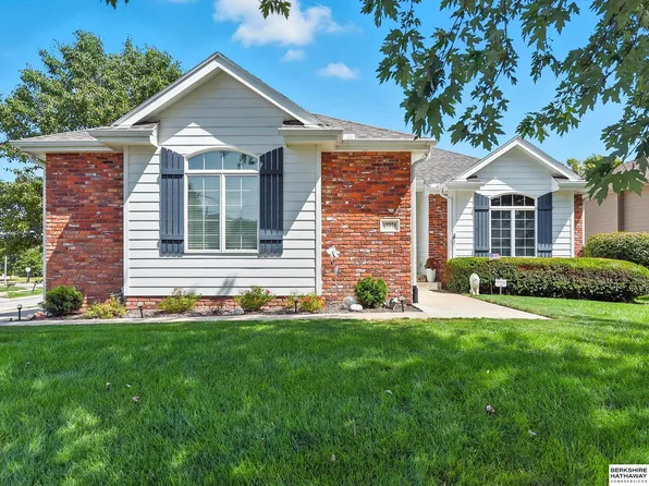17770 Amy Cir, Omaha, NE 68135