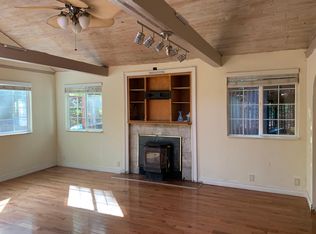 19521 Manzanita Dr, Los Gatos, CA 95033