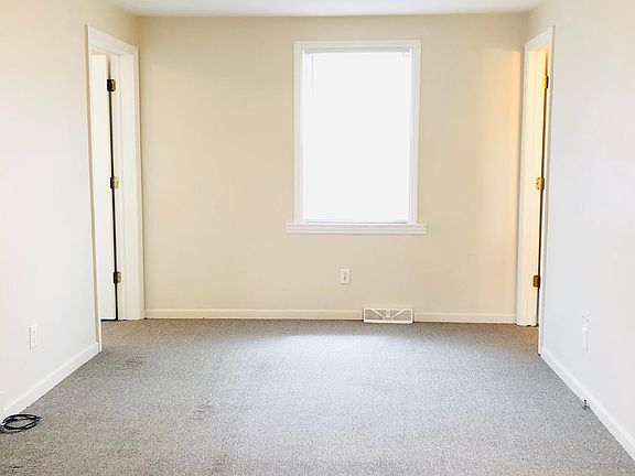 2nd image of 916 Atlantic Ave