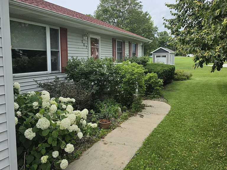 107 Kendall St — Photo 18