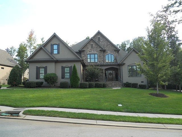 1st image of 6 Sable Glen Dr