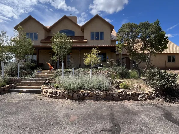 13 Seclusion Ct, Sandia Park, NM 87047