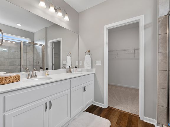 4th image of 102 Evergreen Mill Ln