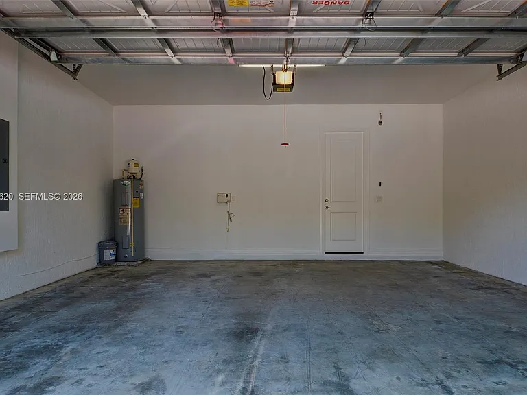 142 SW 127th Ter — Photo 22