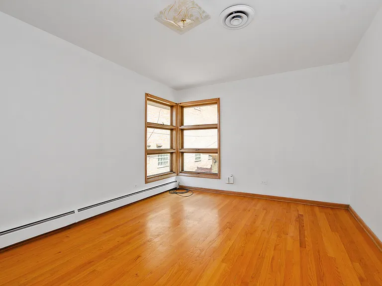 6238 W 63rd St — Photo 22