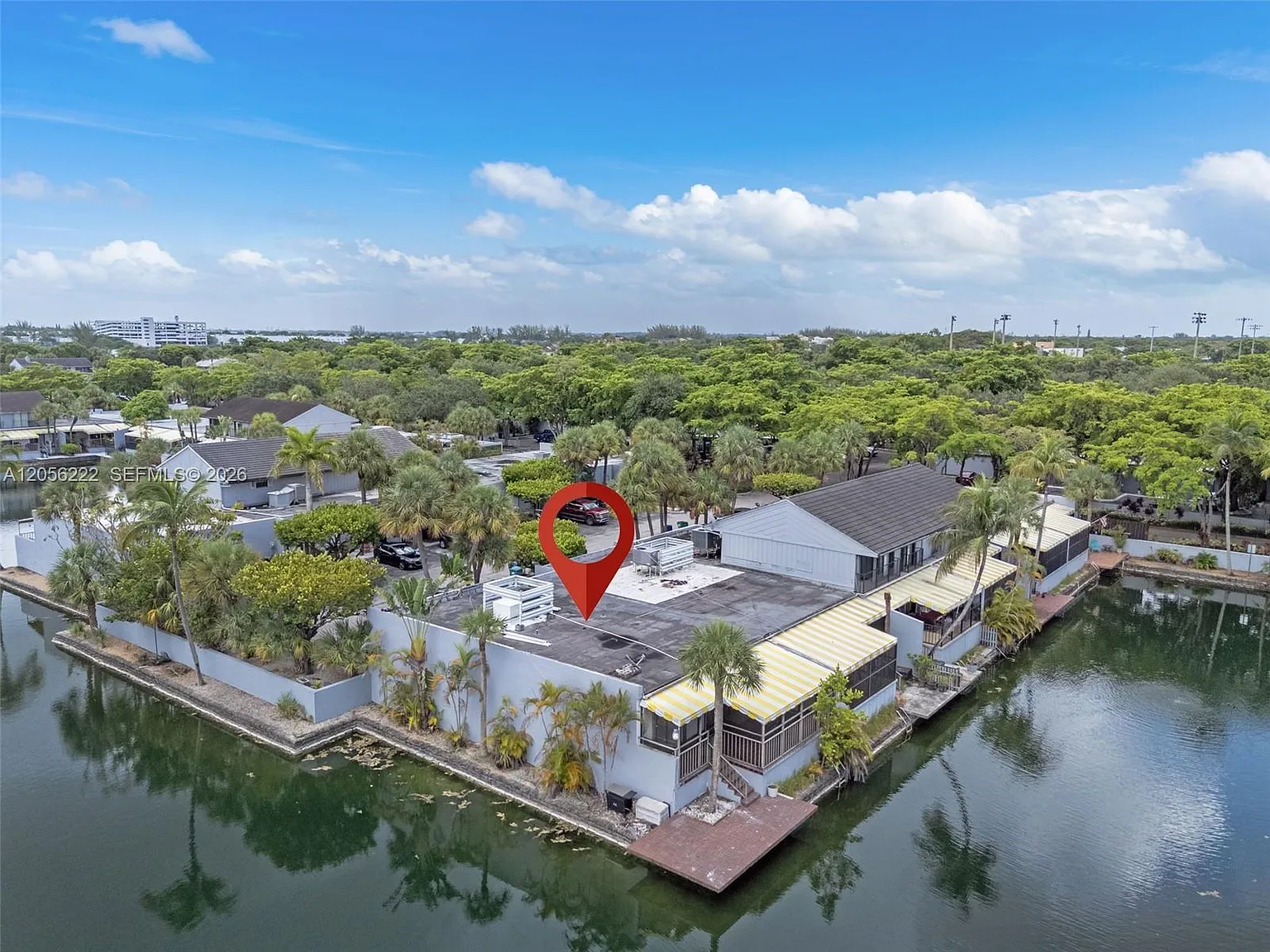 Miami Lakes Windmill Gate — Photo 1