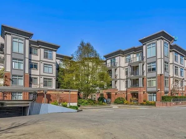 10499 University Dr #301, Surrey, BC V3T 0A4